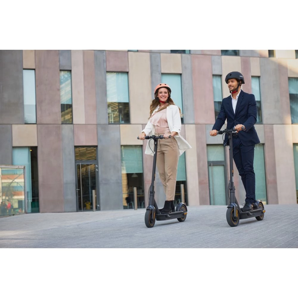SEGWAY Ninebot Kickscooter MAX G30E II - Dark Grey 2 SEGWAY Ninebot Kickscooter MAX G30E II - Dark Grey - Billede 2